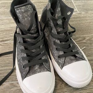 Converse with Lunarlon! Women’s size 7.5